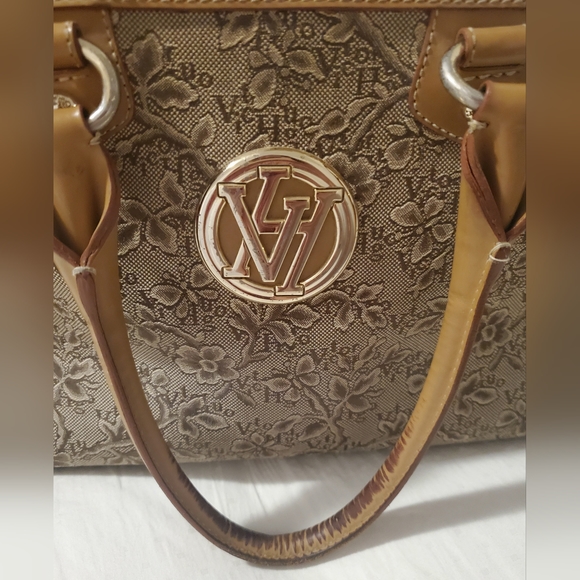 Victor Hugo | Leather Goods Signature Handbag - Picture 5 of 15